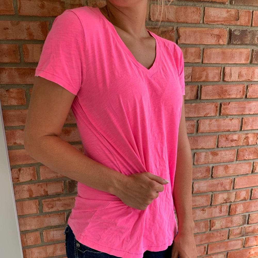 Hot pink vneck